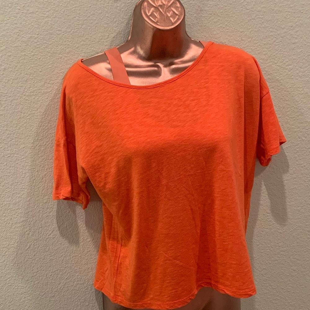 Fabletics coral tee